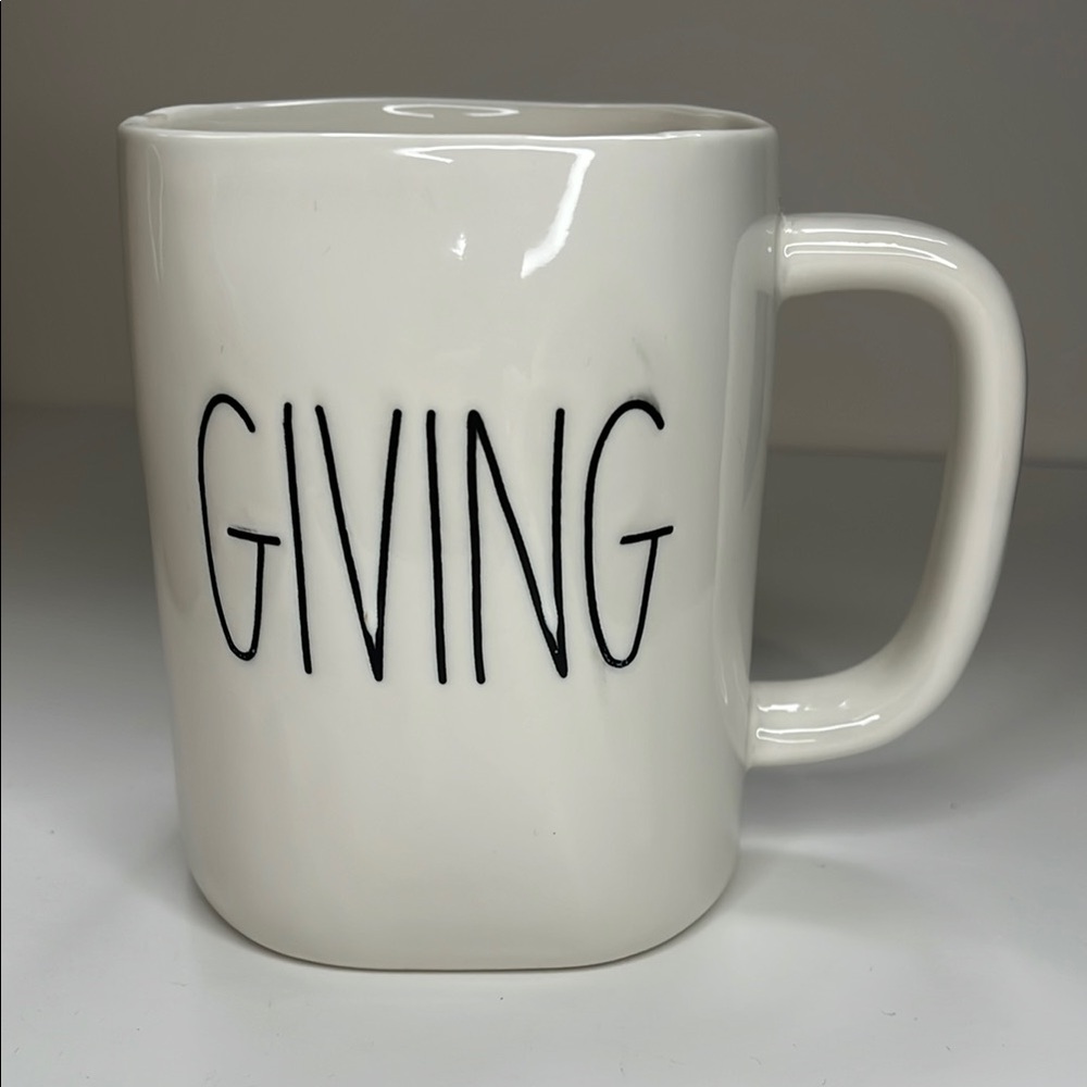 RAE DUNN - Giving Mug